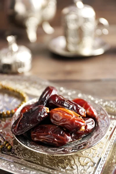 Datum frukt och Rosenkransen — Stockfoto