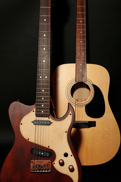 Gitara elektryczna i akustyczna — Zdjęcie stockowe