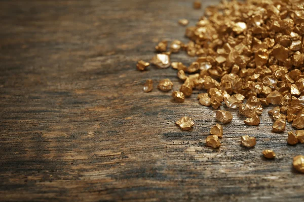 Une pile de grains de pépites d'or — Photo