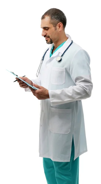 Lekarz z zarządu recepty w ręce na białym tle — Zdjęcie stockowe