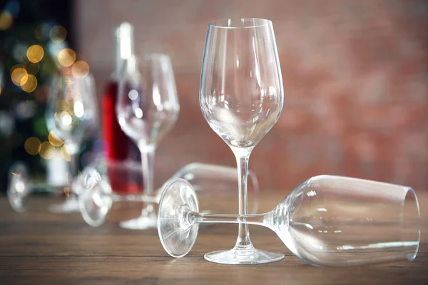 Empty wine glasses — Stock Photo, Image