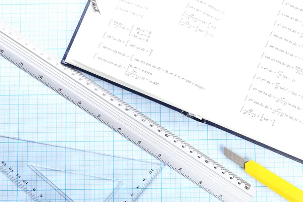 Skolan leveranser och lärobok — Stockfoto