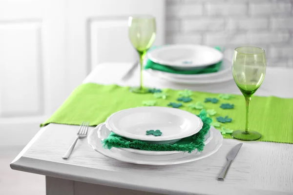 Table setting for St Patricks Day — Stock Photo, Image