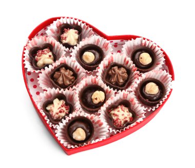 Kalp şeklinde şeker kutusuyla