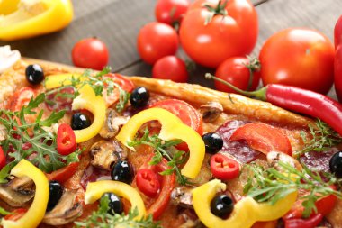 lezzetli lezzetli pizza