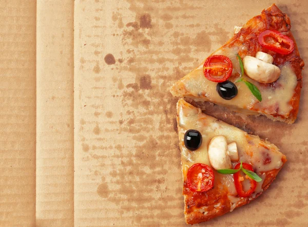 Fette di pizza saporita — Foto Stock