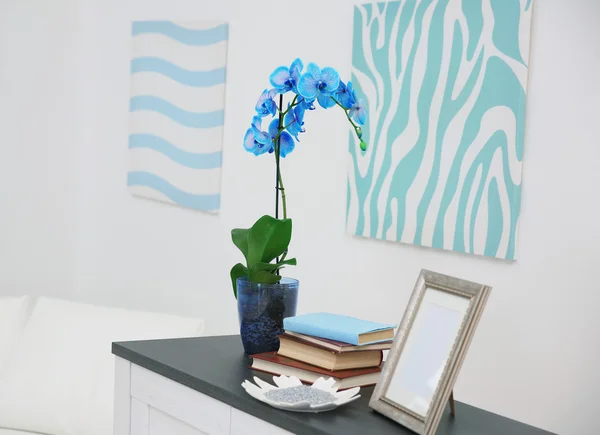 블루 오키드의 아름 다운 꽃 지점 — 스톡 사진