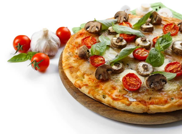 Delicious pizza and fresh vegetables — Stock Photo, Image