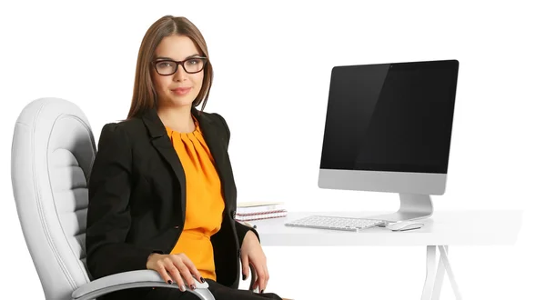 Schöne Frau im Büro — Stockfoto