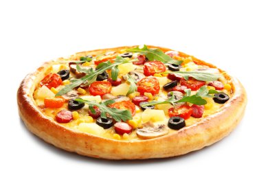 Beyaz izole lezzetli pizza