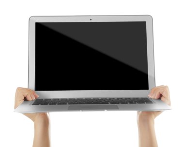 Elinde modern dizüstü bilgisayar