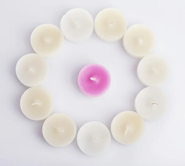 Roze en witte kleine kaarsen — Stockfoto