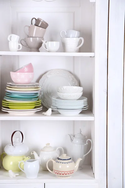 Different clean dishes — Stock Photo, Image