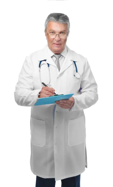 Dokter tampan dengan papan klip — Stok Foto