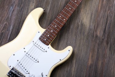 ışık elektrik gitar