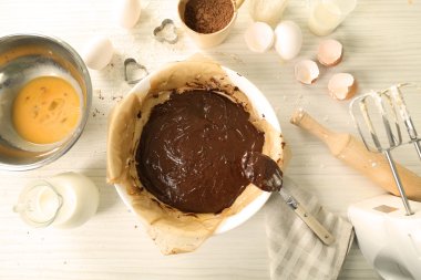 Pişmemiş çikolatalı pasta