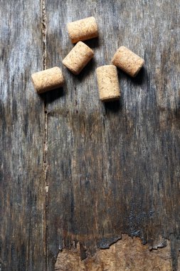 Beş şarap mantarlar 