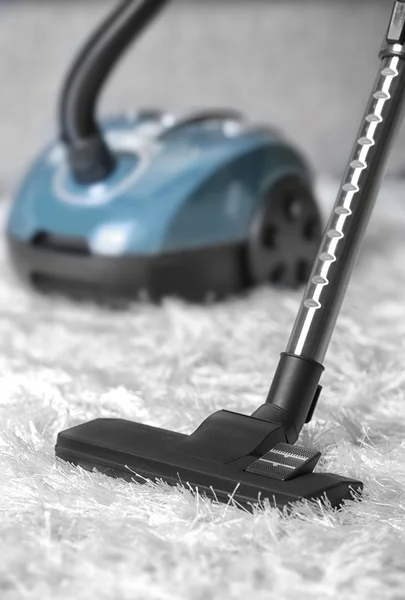 Cleaning concept - vacuum cleaner — Stock Photo, Image