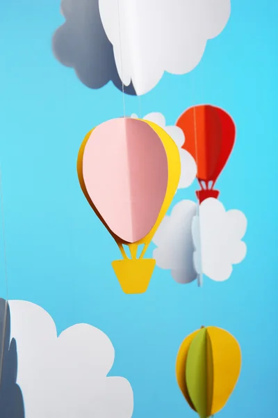 Paper clouds and airship — Stock Photo, Image