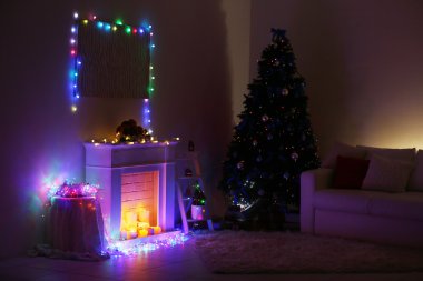 Süslü Noel odası