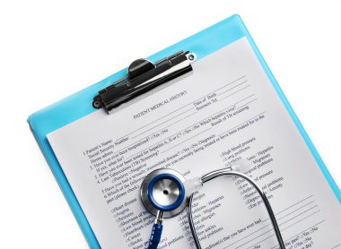 Bir stetoskop ve üzerinde beyaz izole Pano,