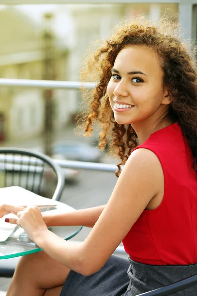 Pretty business woman with laptop — Stock Photo, Image