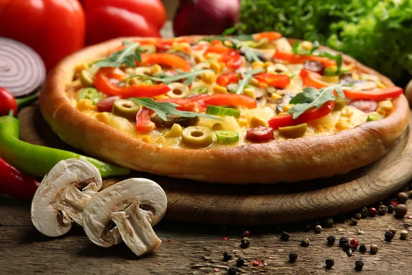 Deliciosa Pizza con verduras —  Fotos de Stock