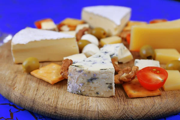 Delicioso queijo para degustação — Fotografia de Stock