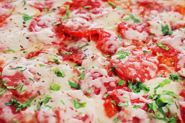 Délicieuse pizza savoureuse — Photo