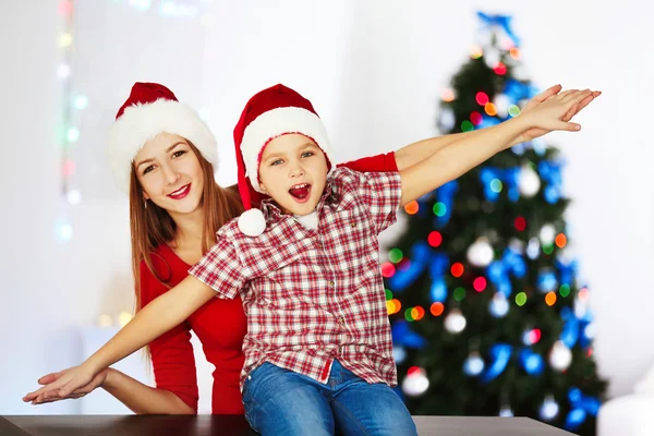 Woman Boy Playing Decorated Christmas Room — Stock Photo, Image