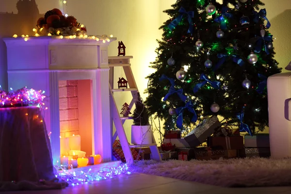 Díszített karácsonyi szoba — Stock Fotó