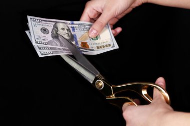 Makas kesim Doları elleriyle