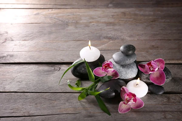 Wellness-Stillleben mit schöner Blume — Stockfoto