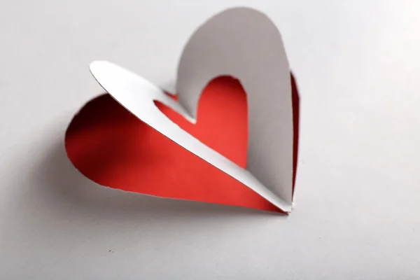 Corta el corazón de papel — Foto de Stock