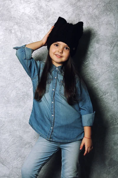 Retrato de niña de moda —  Fotos de Stock