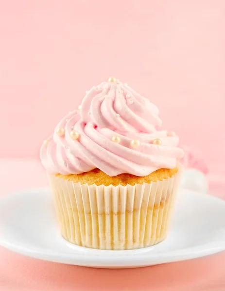 Smakelijke Roze cupcake, close-up — Stockfoto