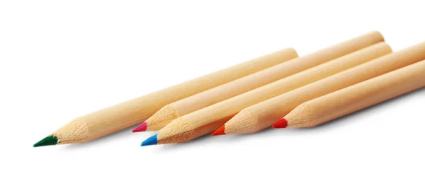 Barevné tužky na bílém pozadí — Stock fotografie