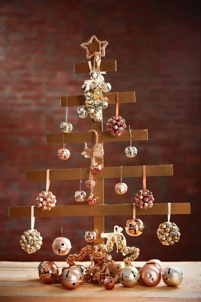 Handmade Christmas tree and baubles — Stock Photo, Image