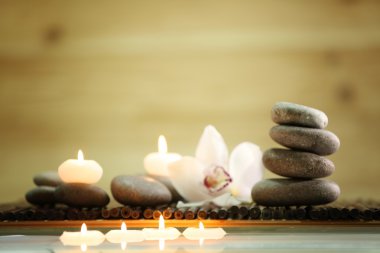 Spa natürmort taşlarla