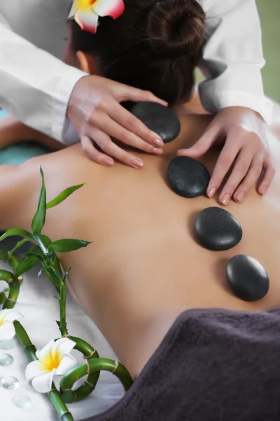 Hot stone massage — Stock Photo, Image