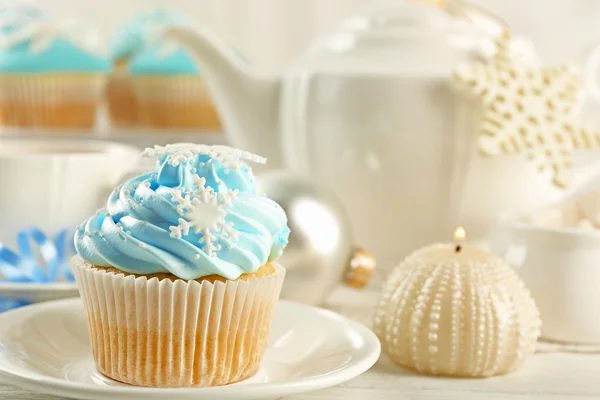 Tasty blue cupcake — Stock Photo, Image