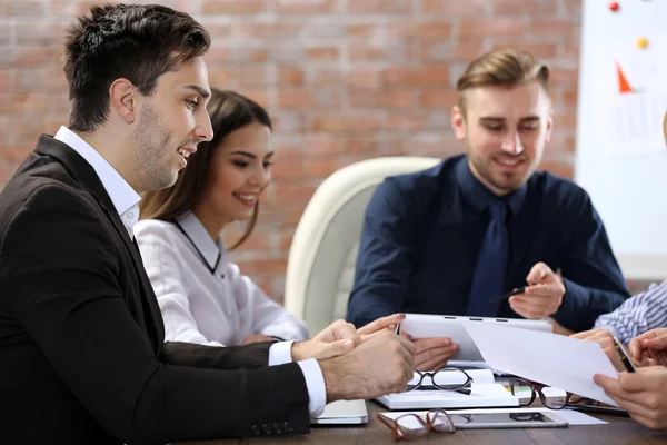 Vergadering in de vergaderzaal — Stockfoto