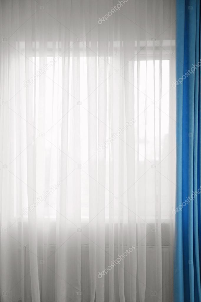 witte en blauwe gordijnen — Stockfoto © belchonock #98263364 witte en blauwe gordijnen — Stockfoto © belchonock #98263364