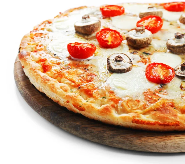 Välsmakande pizza med svamp — Stockfoto