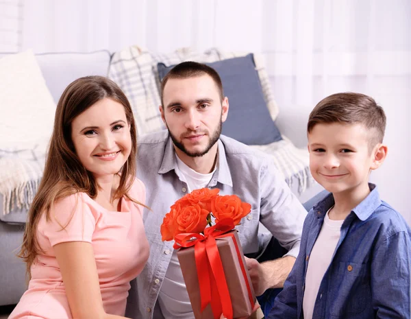 Esposo, esposa e hijo — Foto de Stock