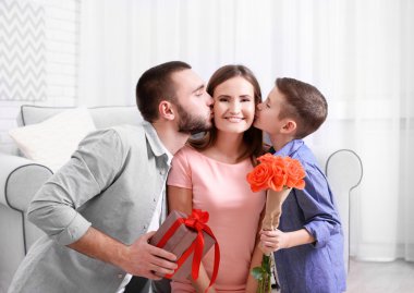 Koca, karısı ve oğlu 