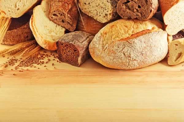 Assortment of fresh baked bread — Stock Photo, Image