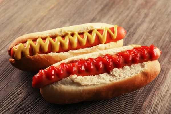 Pyszne Hot Dogi — Zdjęcie stockowe