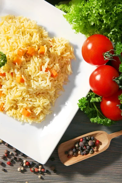 Plato de arroz vegetariano —  Fotos de Stock