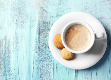 Ahşap üzerinde kahve 